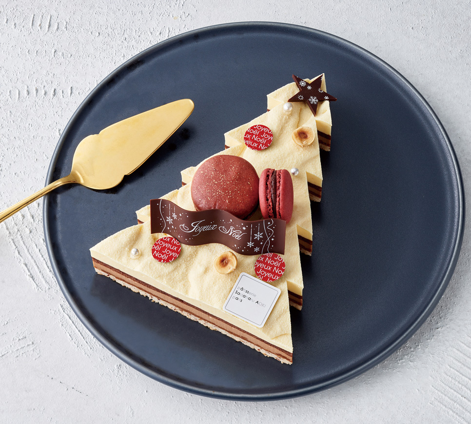 パティスリー・サダハル・アオキ・パリ「サパン ヴァランシア」約縦17.5×横13.5×高さ3㎝ 5888円 ※そごう横浜店・西武池袋本店80台限定販売