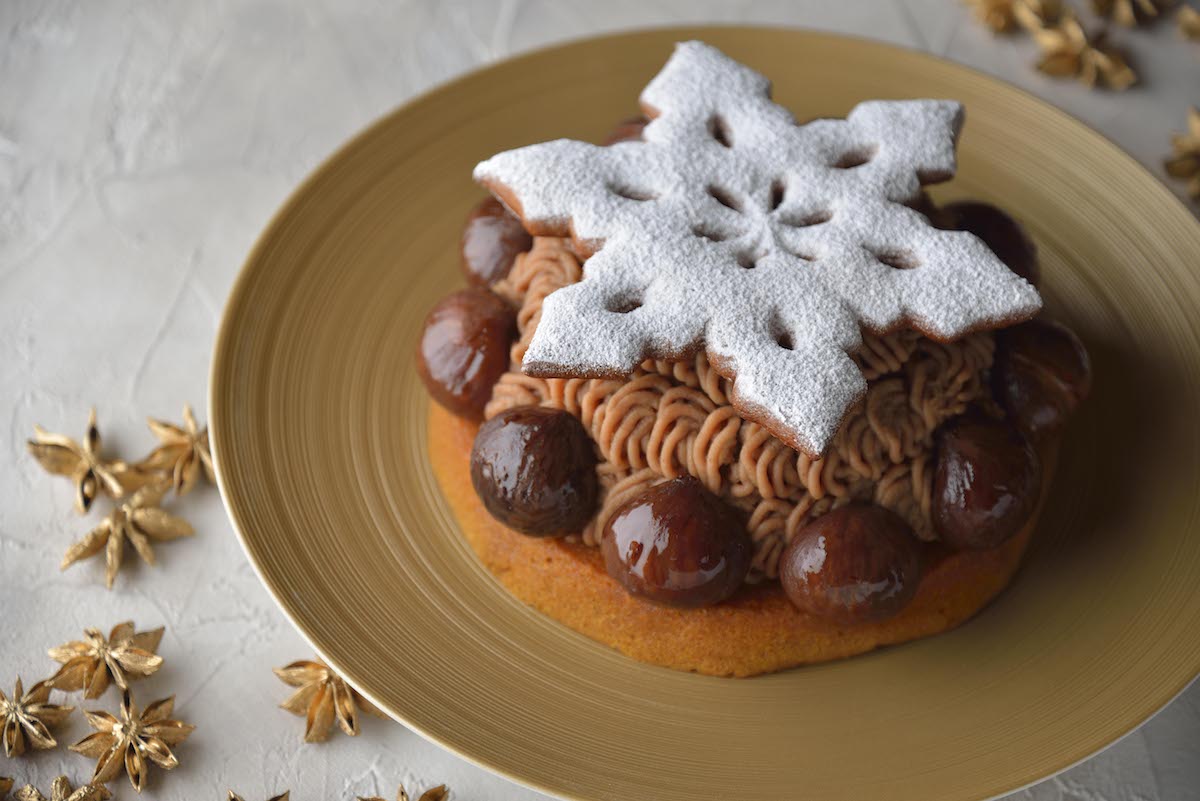「クリスマスモンブラン」（直径:約 15cm、高さ:約8cm）1万8000円