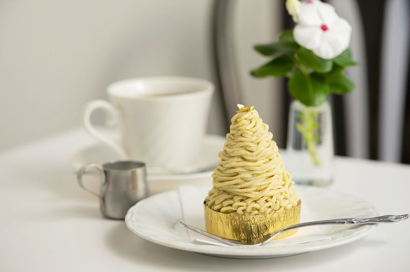 モンブラン495円とコーヒー378円