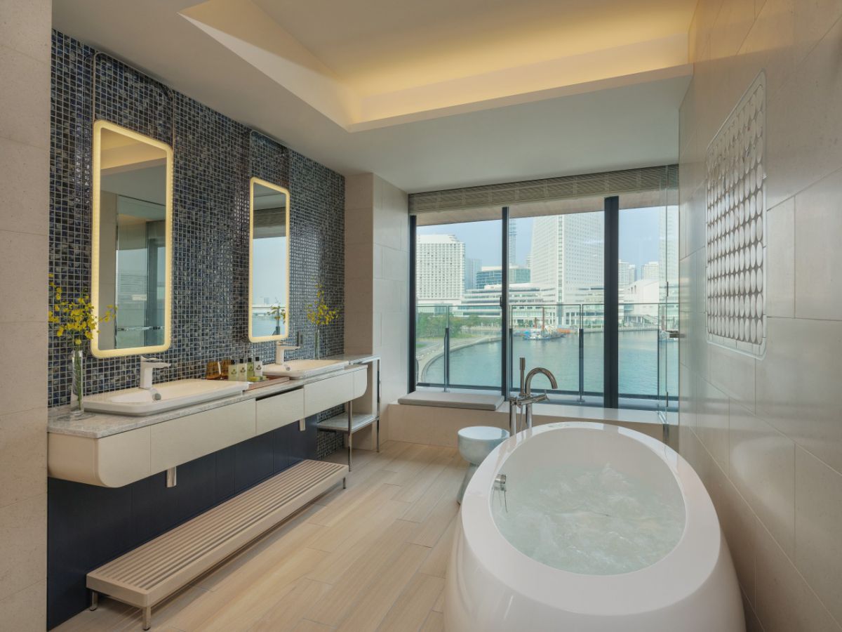 「コーナースイート」バスルーム