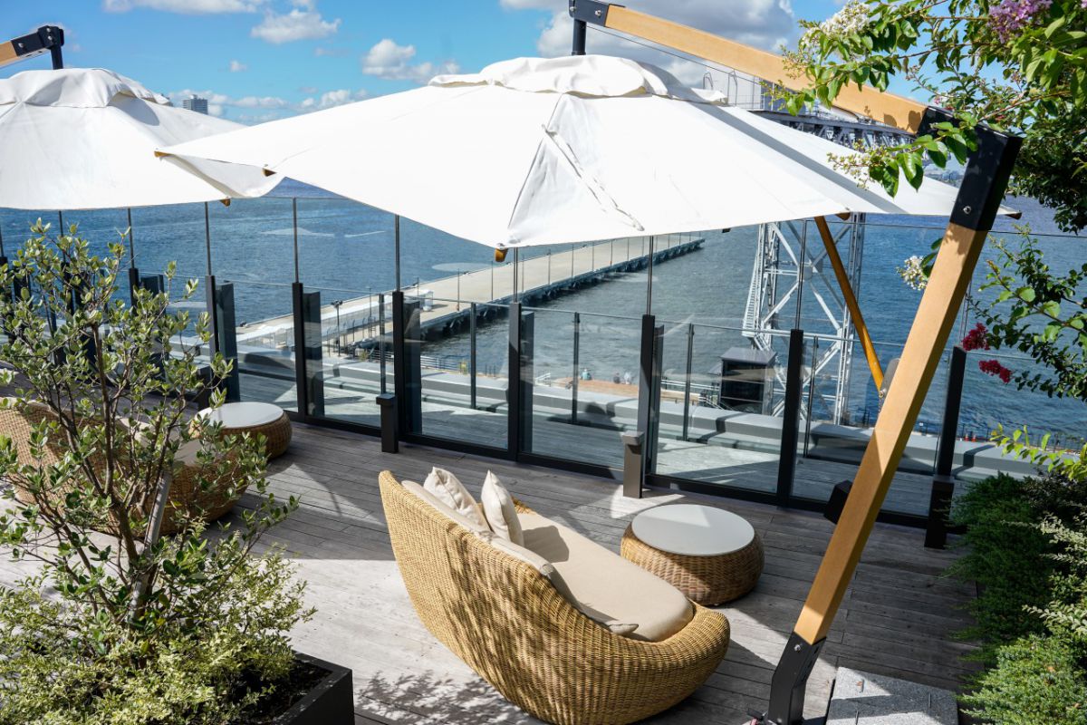 ルーフトップ「Rooftop 1859」