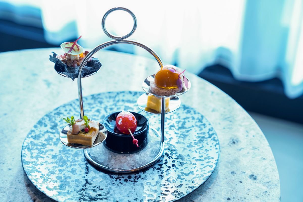 ＜旨味・酸味・苦味・塩味・甘味＞五種の味覚を食すアミューズ