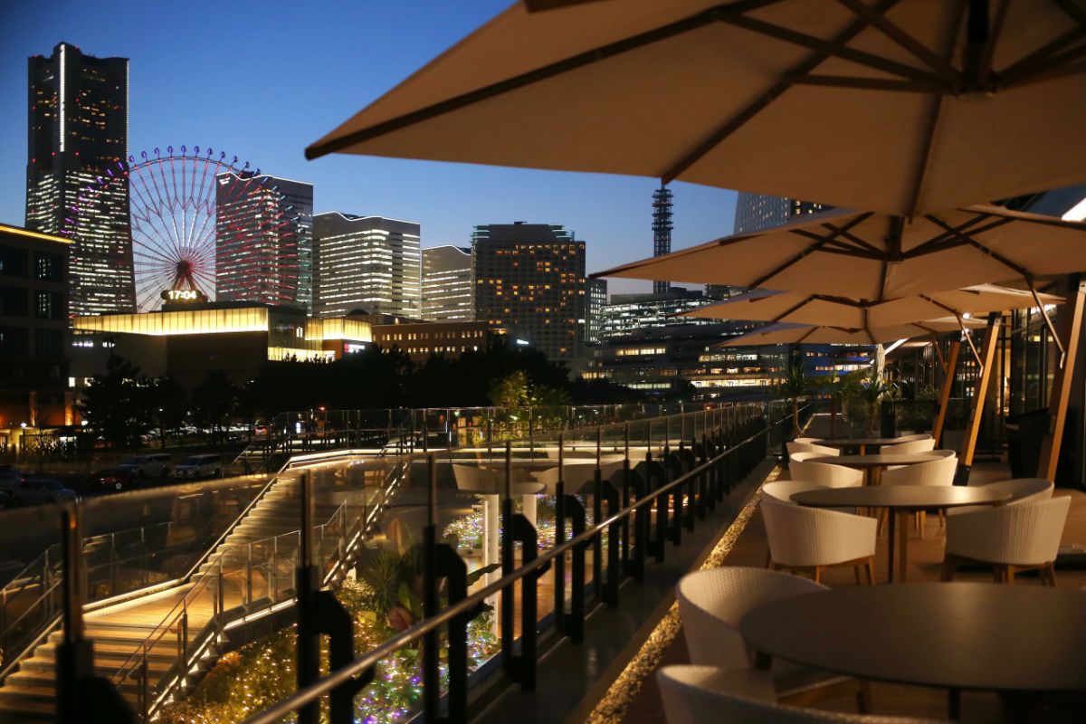 レストラン&バー「Larboard」のテラス席