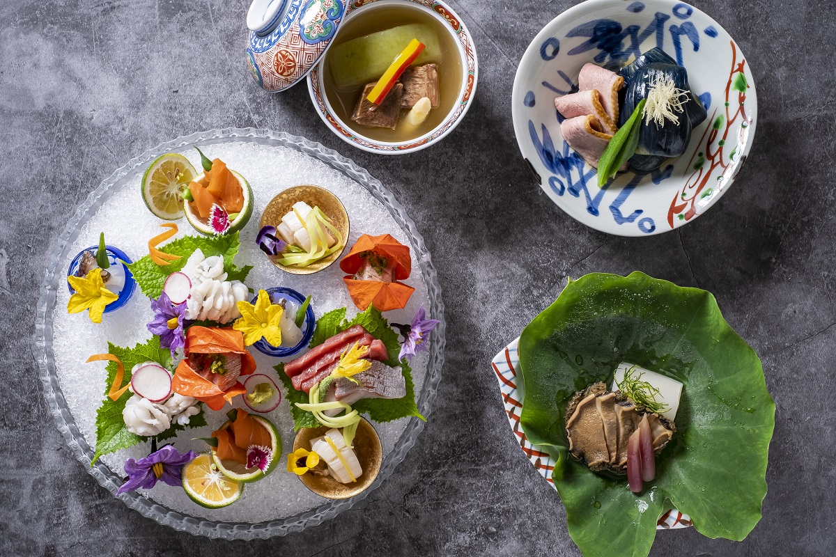 色とりどりで見た目も美しいディナーのコース料理(一例)