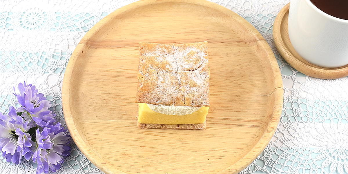 ローソン、 カスタードを味わうパイ