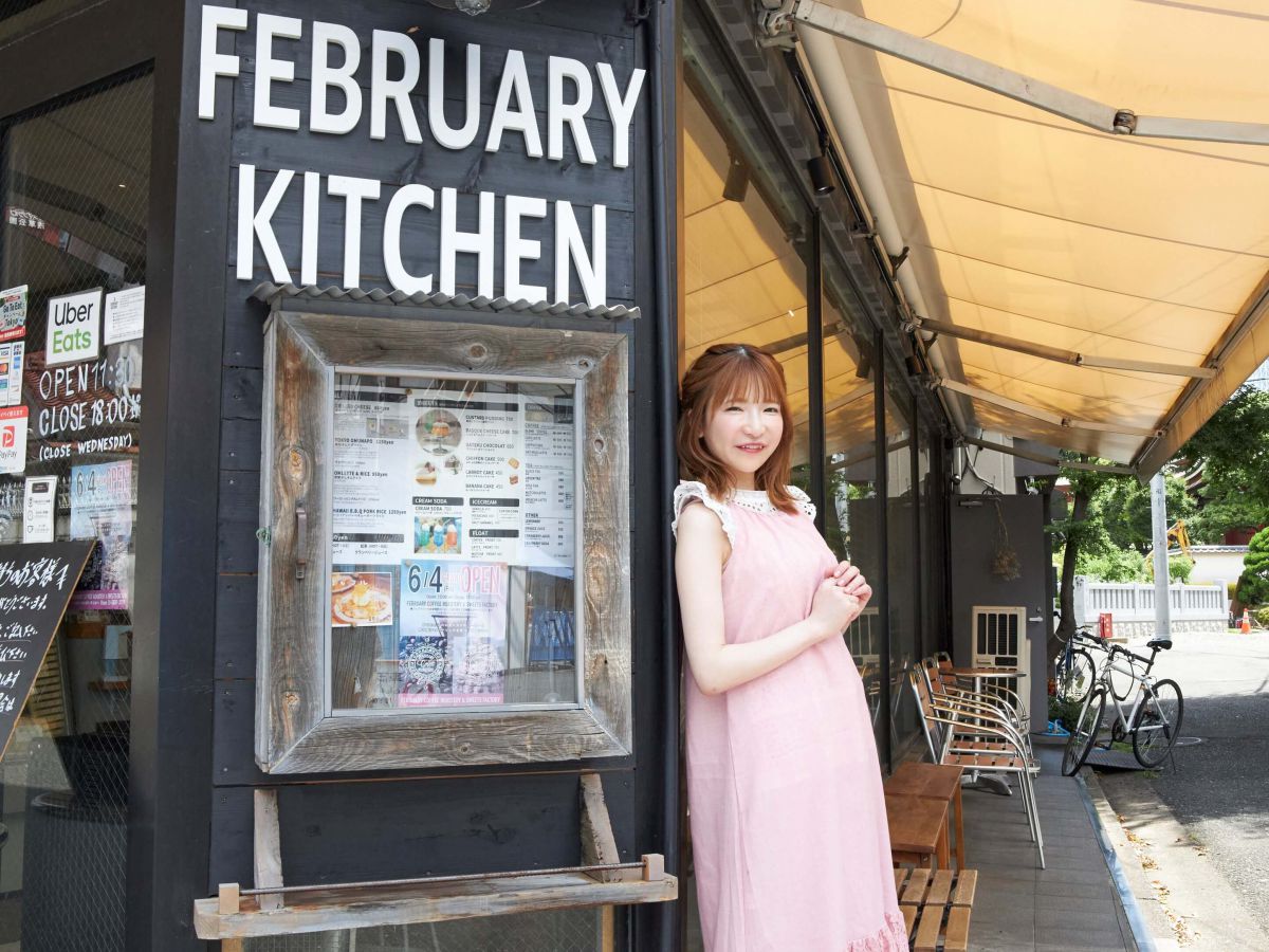 ここだけ切り取ると、下町のカフェというよりパリのカフェみたいでしょ！