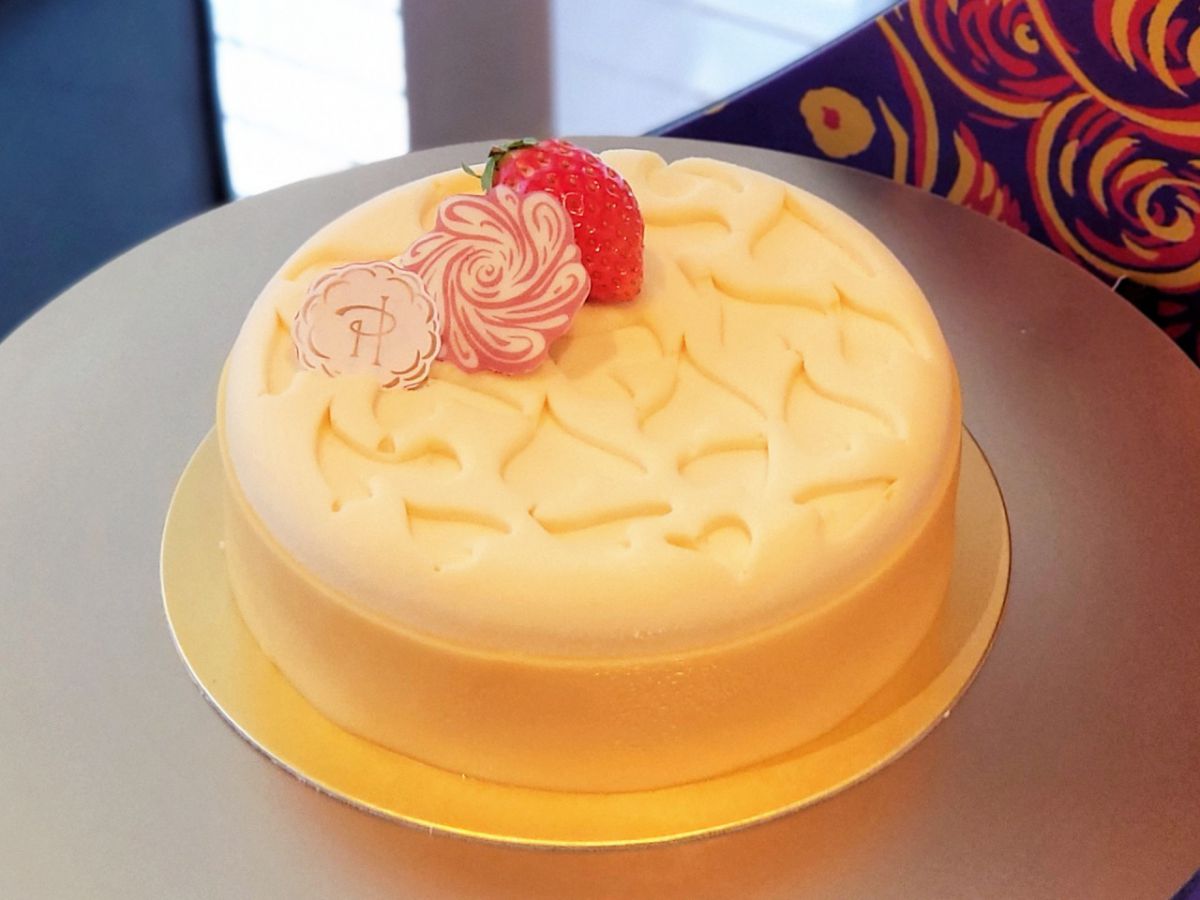 「チーズケーキ セレスト クール メレ」 4752円