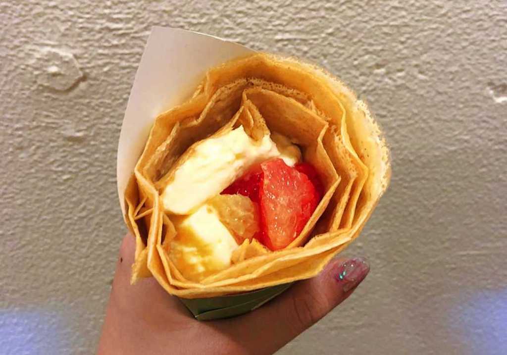 「自家製ヨーグルトムース&グレープフルーツ」(400円)