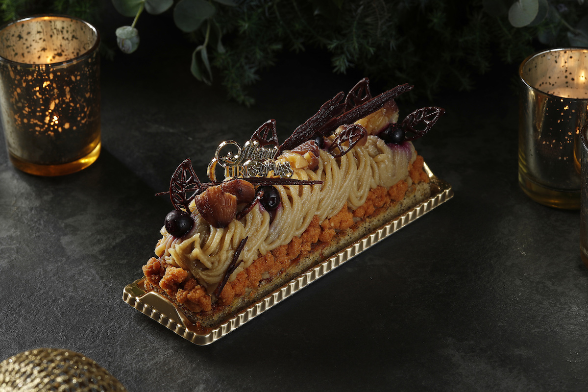 プティノエルコレクションの新作「カシスとヘーゼルナッツのモンブラン」3200円