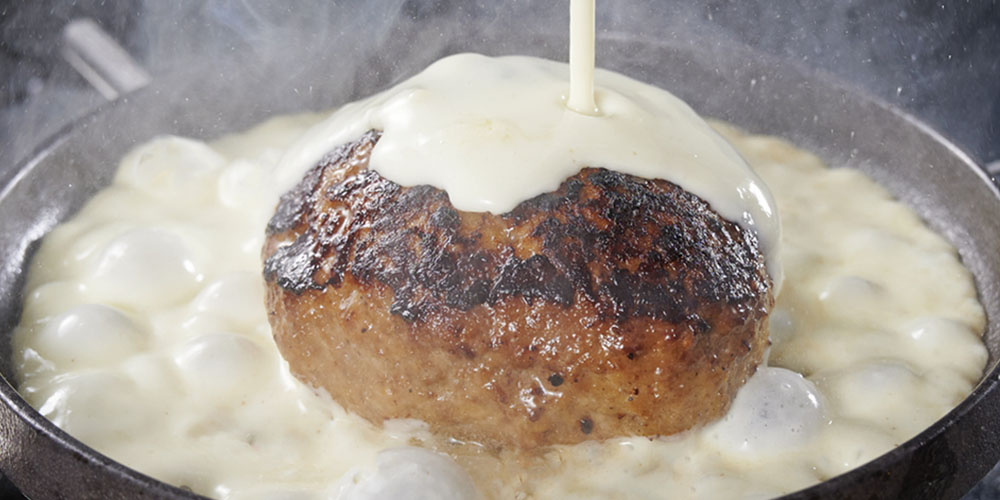 チーズハンバーグの進化系！肉肉しい＆ジューシーな「萬鉄」のフロマージュハンバーグが絶品すぎる