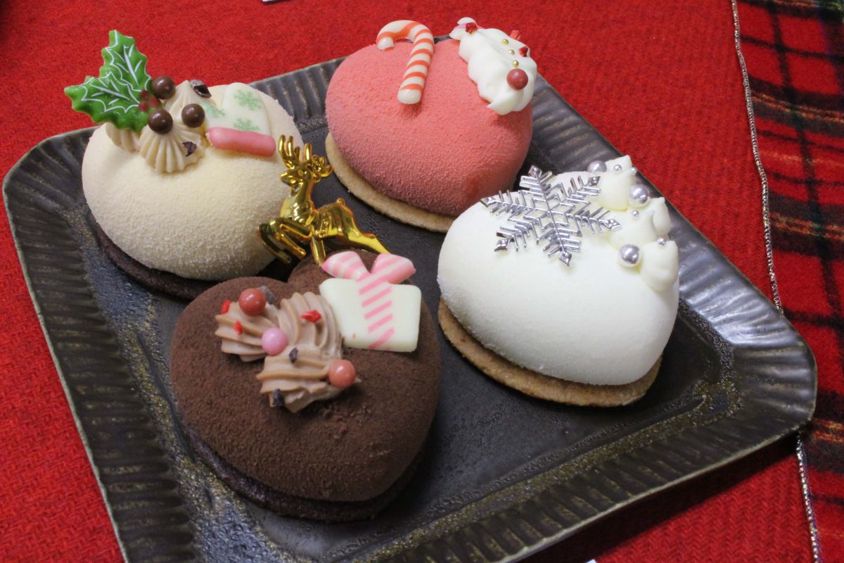 和楽紅屋「ココロ2021」（エキュート東京） 1個：直径約6cm×高さ4cm 4000円（4個入） ※50台限定販売