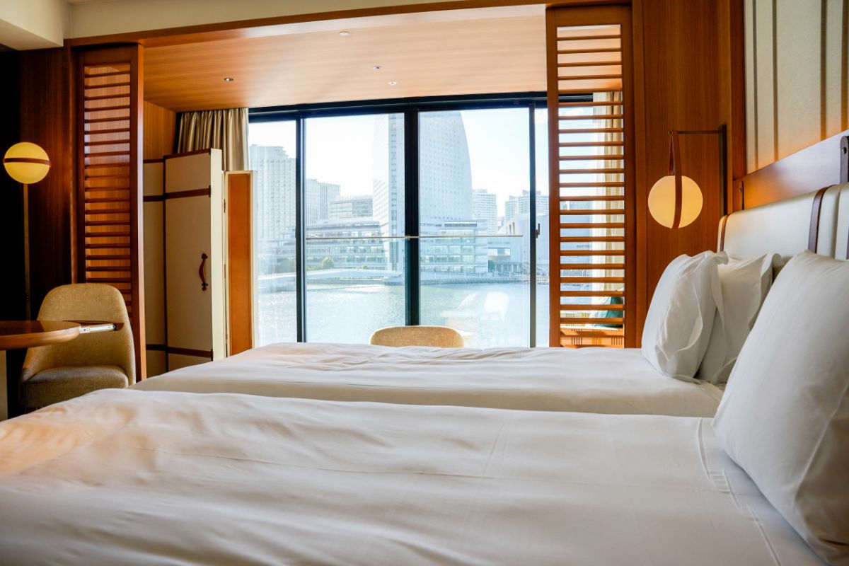 海が目と鼻の先。打ち寄せる波音で目覚める幸せ！