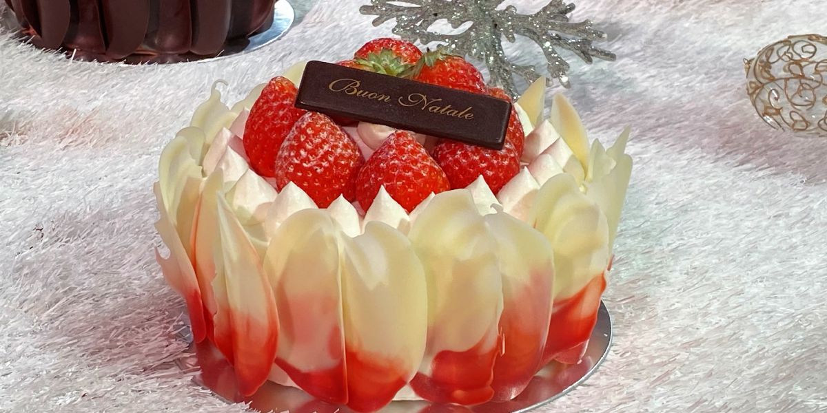 グランド ハイアット 東京 のクリスマスケーキを全9種類 実食レポート 21年の予約は11月1日 月 から るるぶ More グランド ハイアット 東京 のクリスマスケーキを全9種類 実食レポート 21年の予約は11月1日 月 から るるぶ More
