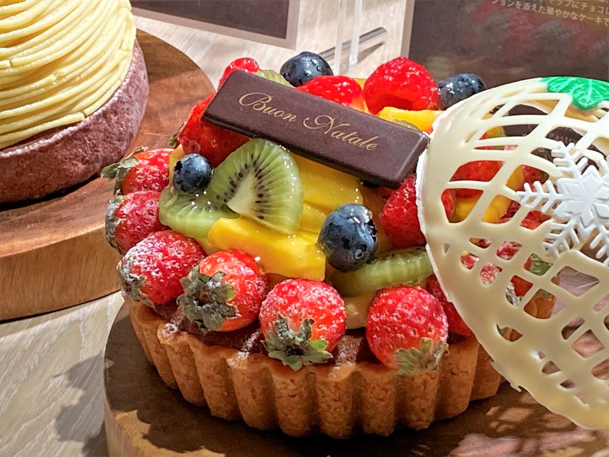 「フルーツタルト」限定130台／12cm 9000円