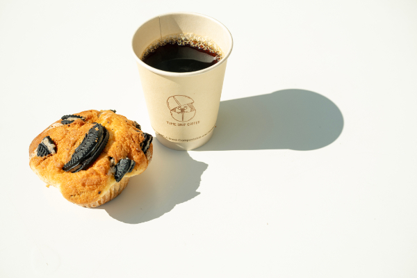 クッキークリームマフィン480円、ハンドドリップコーヒー470円