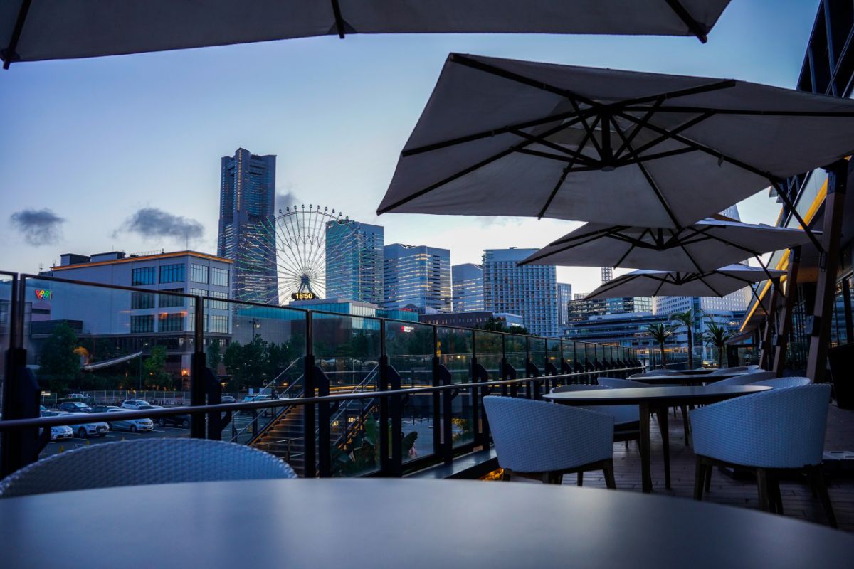 レストラン&バー「Larboard」のテラス席