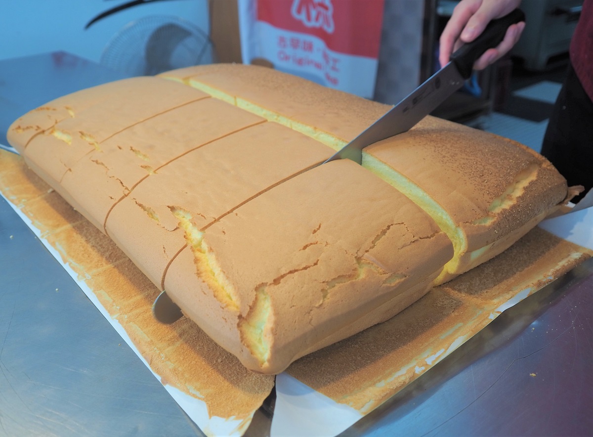 台湾現地レポ 本場の台湾カステラのおいしさに迫る 源味本鋪現烤蛋糕店 るるぶ More