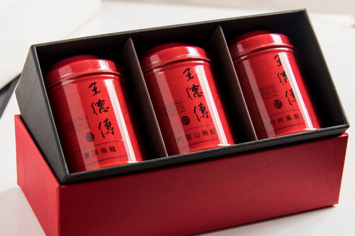 厳選台湾烏龍茶迷你組 NT$1640 