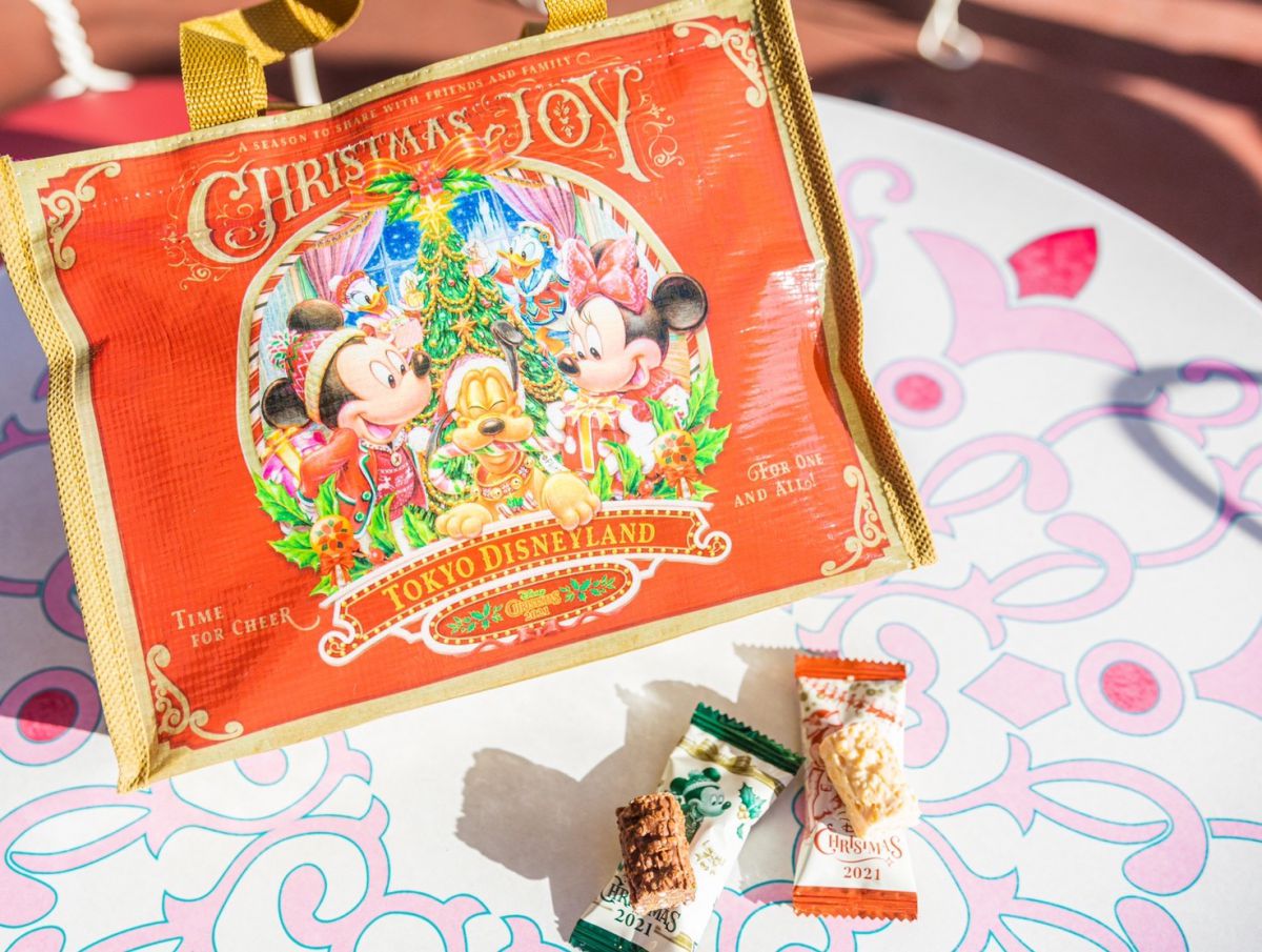 「アーモンドチョコレートバー」1600円（ミルク14個、ホワイト14個）