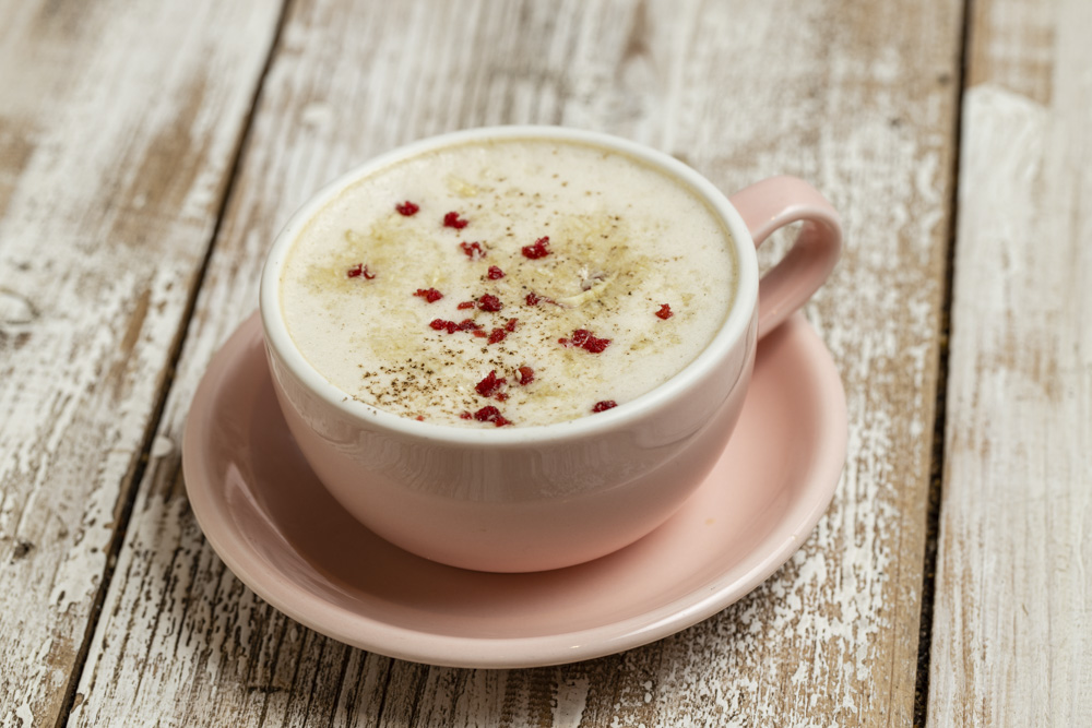 ホワイトチョコ凛茶　XXX円 