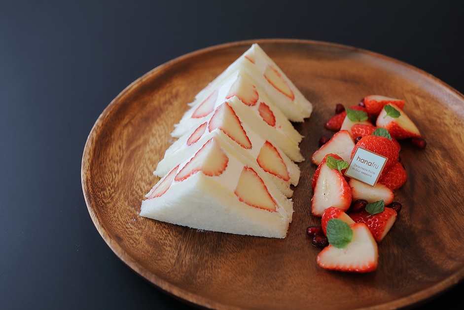 いちごのサンドイッチ　2200円※数量限定