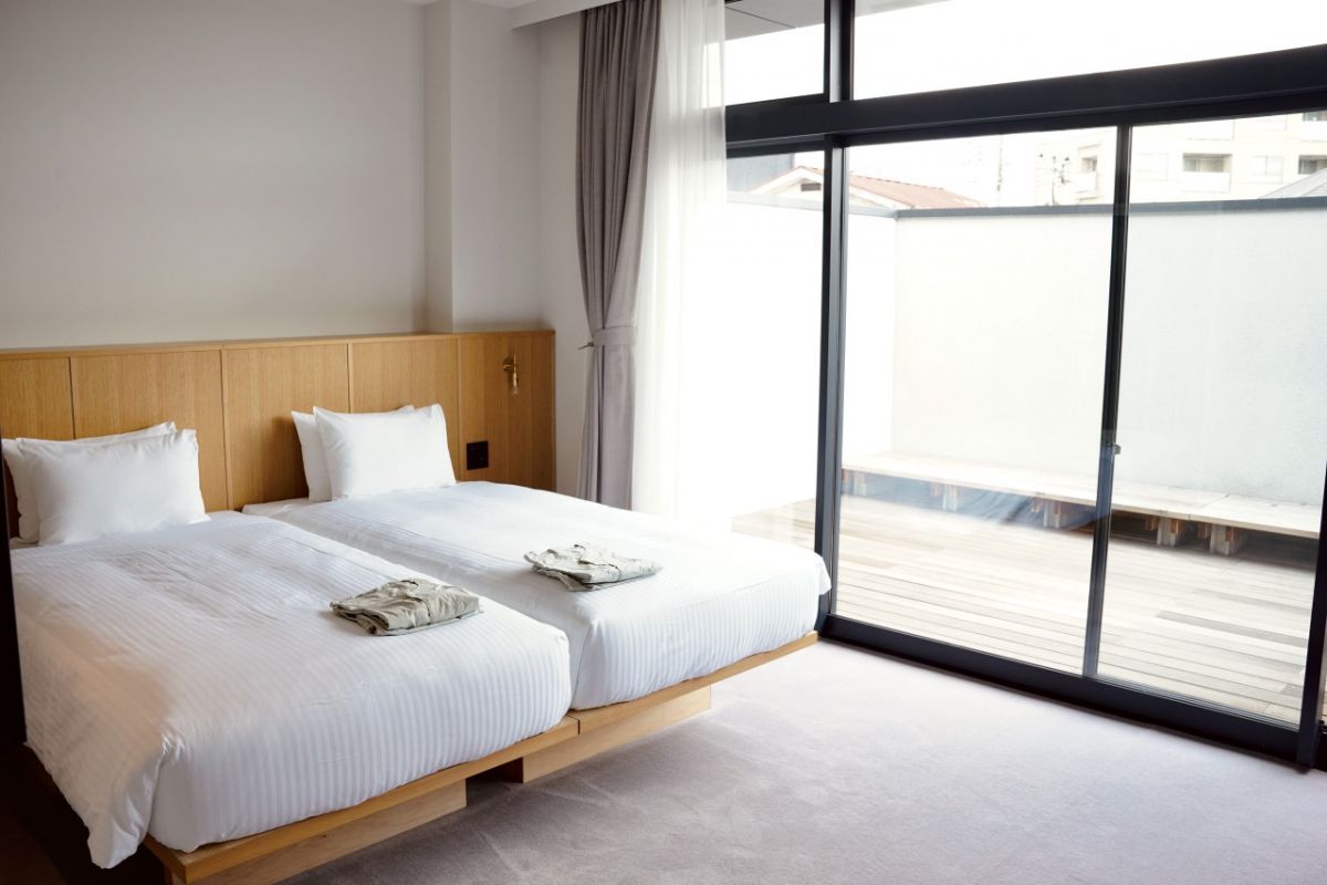 「マスタードデラックス」（2名用30㎡＋バルコニー30㎡）1室6万5000円〜