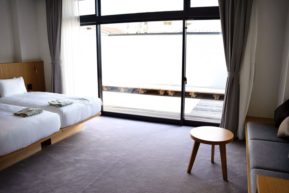 「マスタードデラックス」