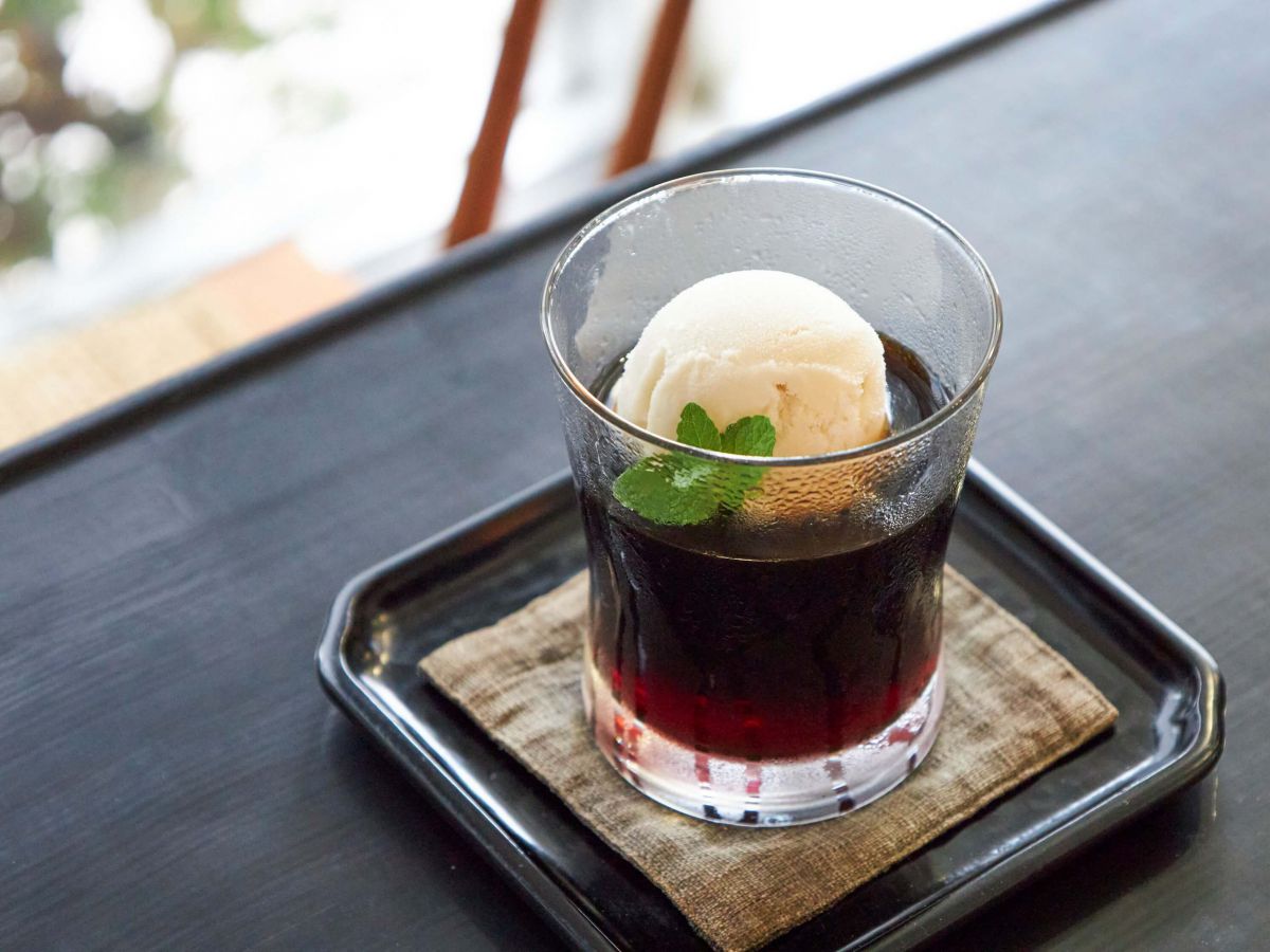 「珈琲ゼリー＋アイスクリーム添え」700円