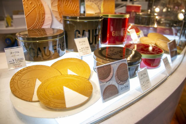 神戸風月堂元町本店ショーケース