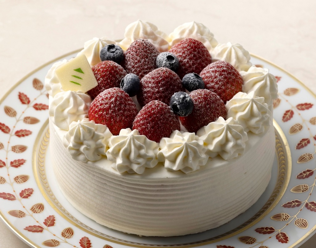 ホテル椿山荘東京「王道 ガトー オー フレーズ」6〜8人用 1万800円　※西武池袋本店50個限定