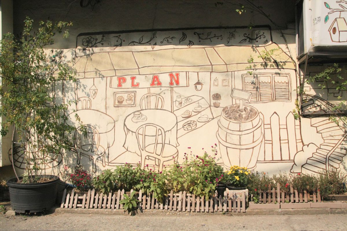 あちこちにあるウォールアートも見どころ