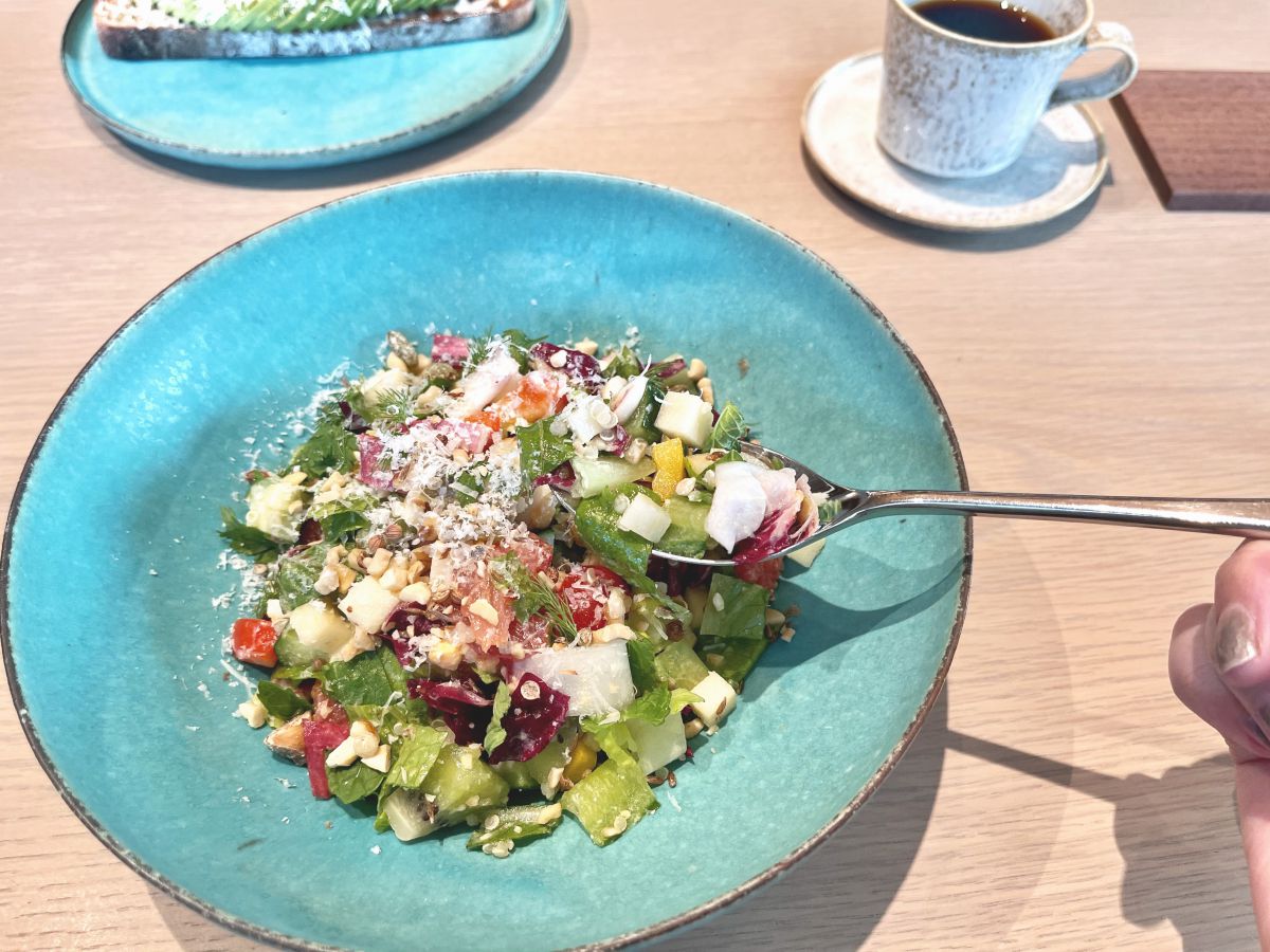 「ホテルズサラダ」