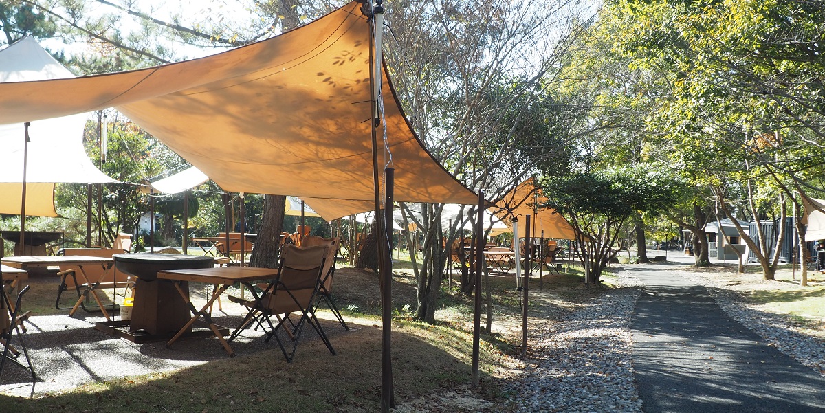 【名古屋】名古屋市内で本格キャンプ&BBQ。地場産の野菜をふんだんに使ったブッフェレストランも好評の「オバッタベッタ」