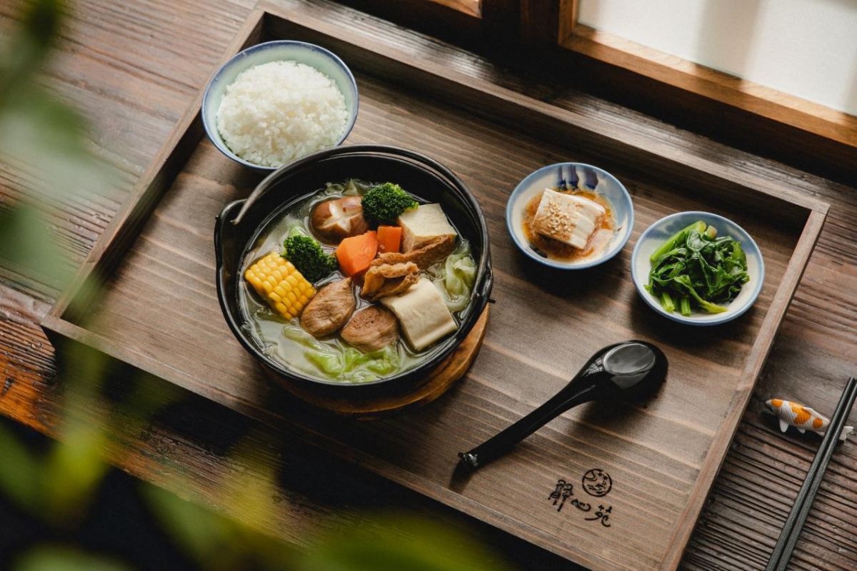 當令回纖蔬食鍋 NT$320（画像提供：靜心苑）