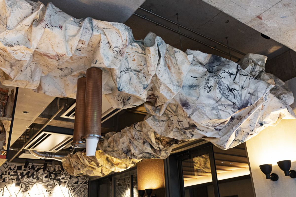 2020年にシドニーで閉店した店舗より譲り受けたインテリア