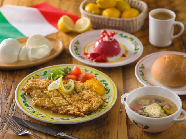 「カフェ・ポルトフィーノ」東京ディズニーシー20周年スペシャルセット2800円