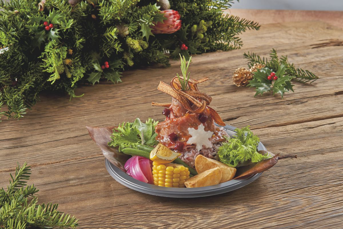 ジャングル・クリスマス・ツリーセット～ローストビーフ＆古代米入りライス～ ソフトドリンク(R)付　990円