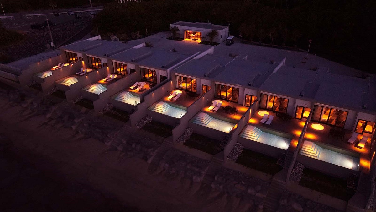 夜は幻想的な雰囲気に