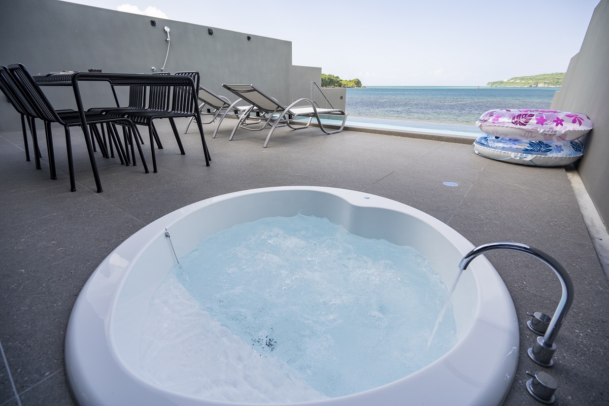潮風が心地いいジャグジー
