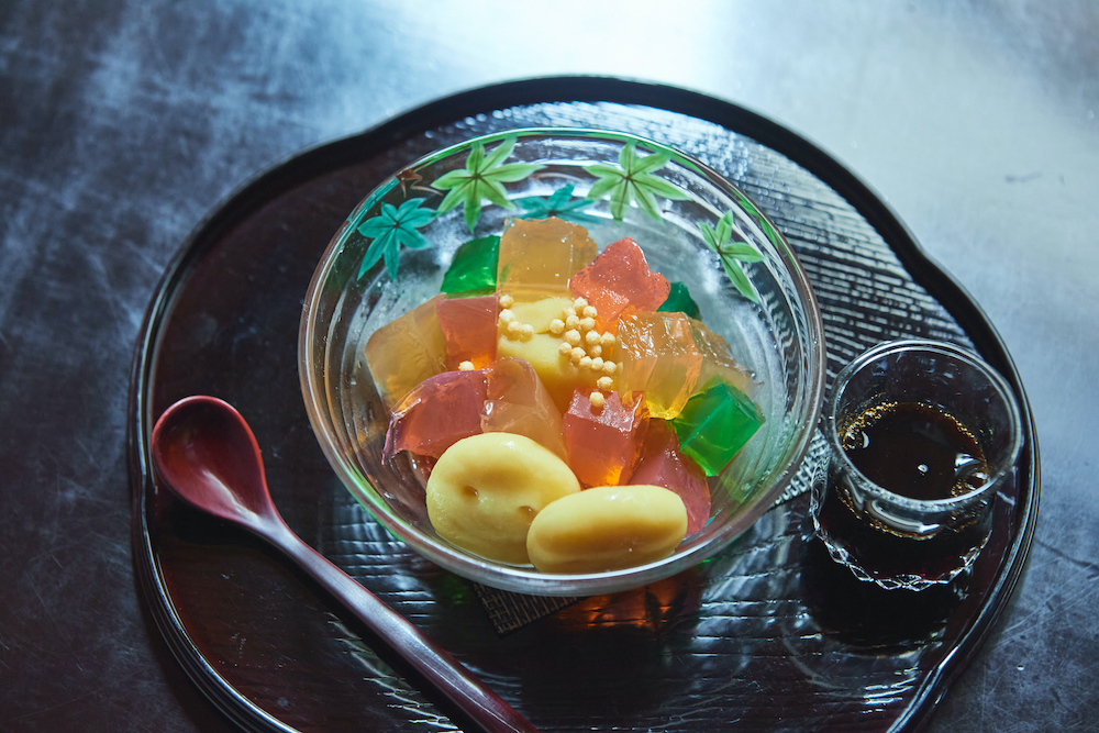 季節のあんみつ  1000円（写真は紅葉あんみつ 焼き芋あんとつぶあん）