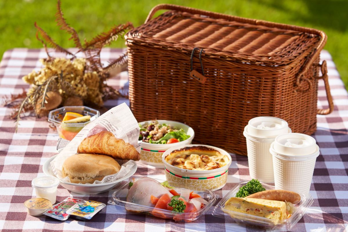 朝食（写真は2名分）