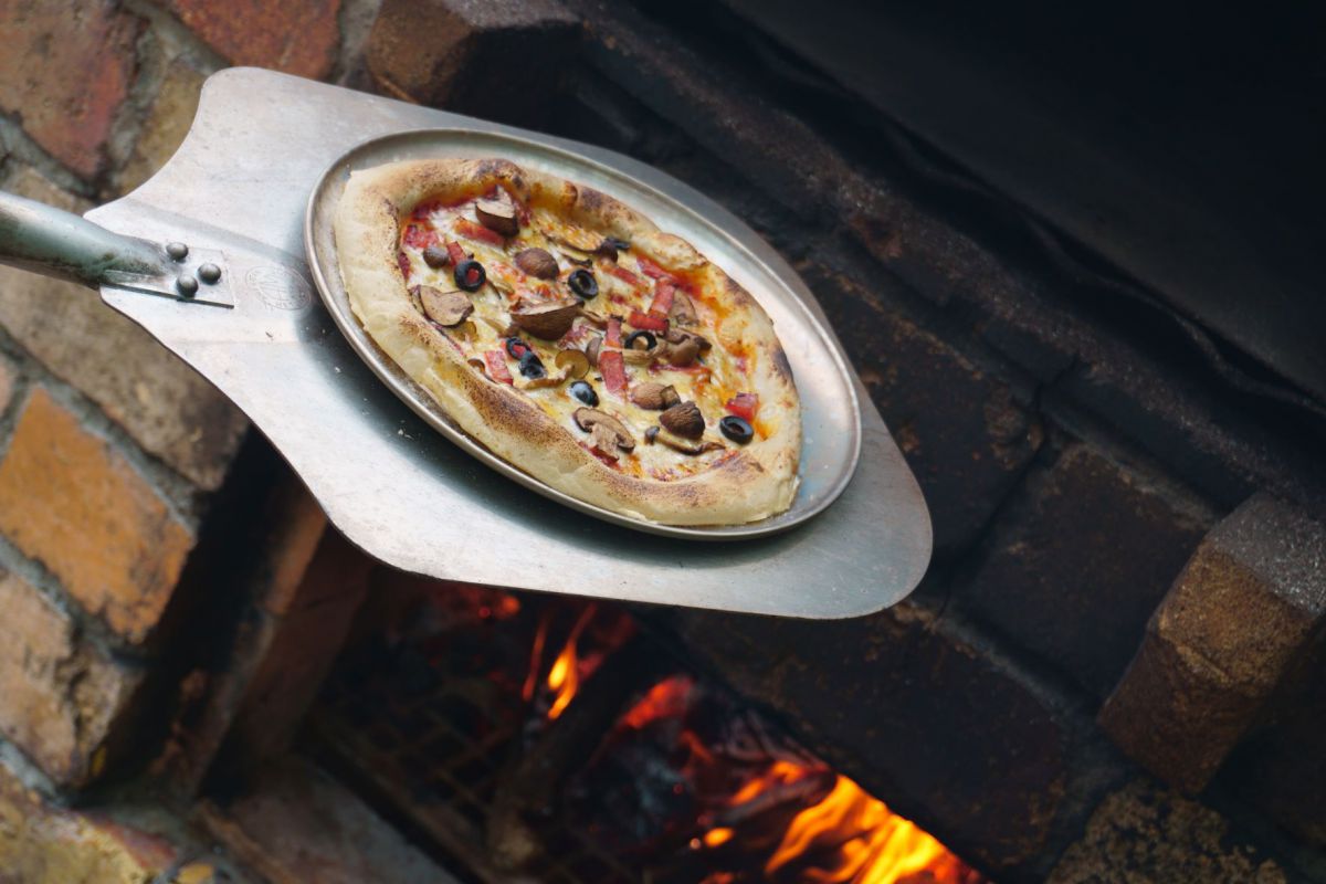 石窯焼きピザ
