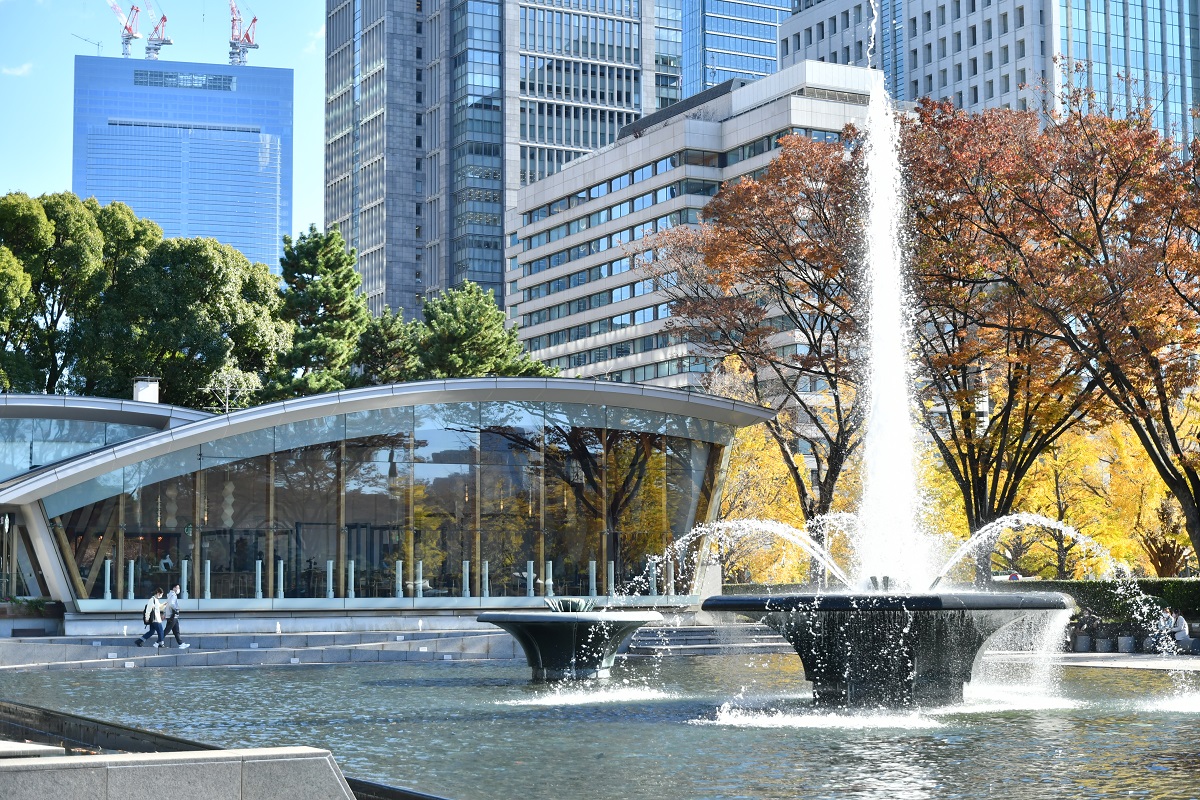 【スタバ最新情報】「スターバックス リザーブ ロースタリー 東京」の建築を楽しもう!「隈研吾建築ツアー in TOKYO」観光タクシーが2021年10月1日(金)から追加運行開始