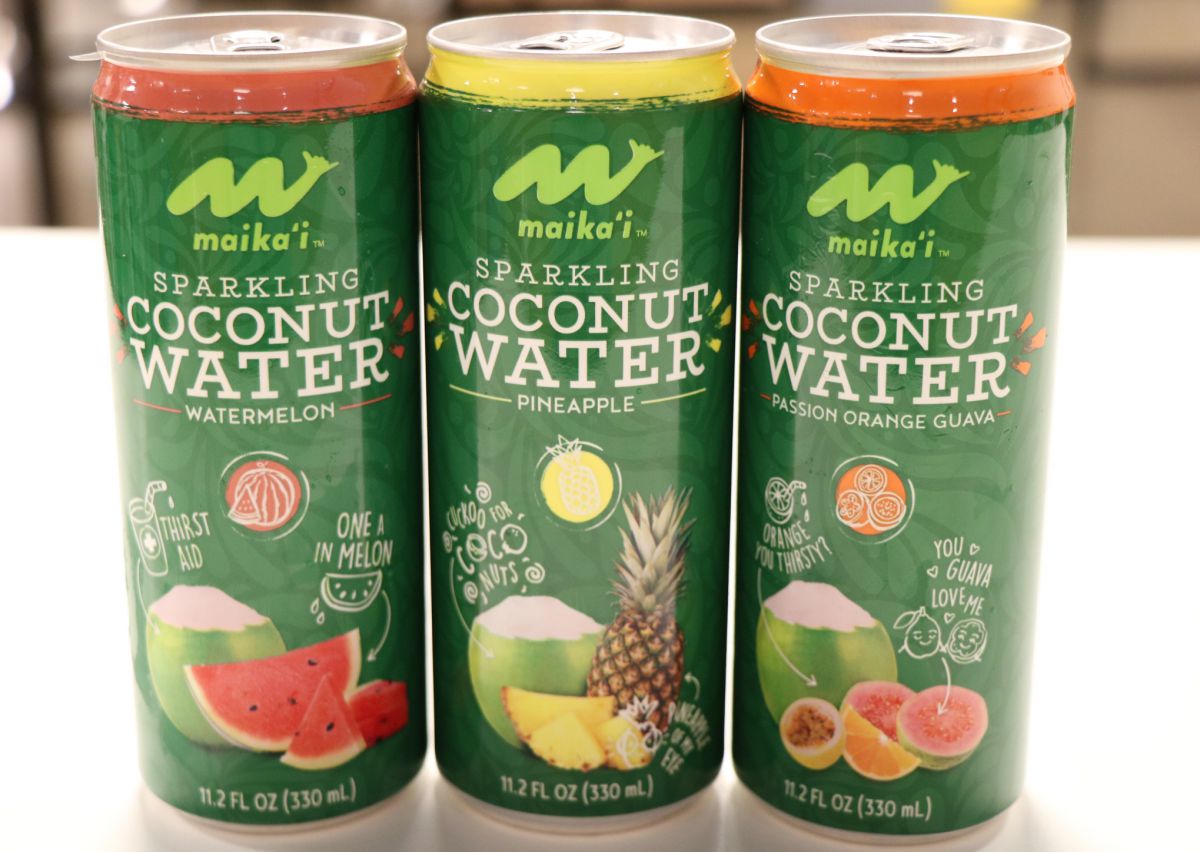 「マイカイスパークリングココナッツウォーター」$1.79