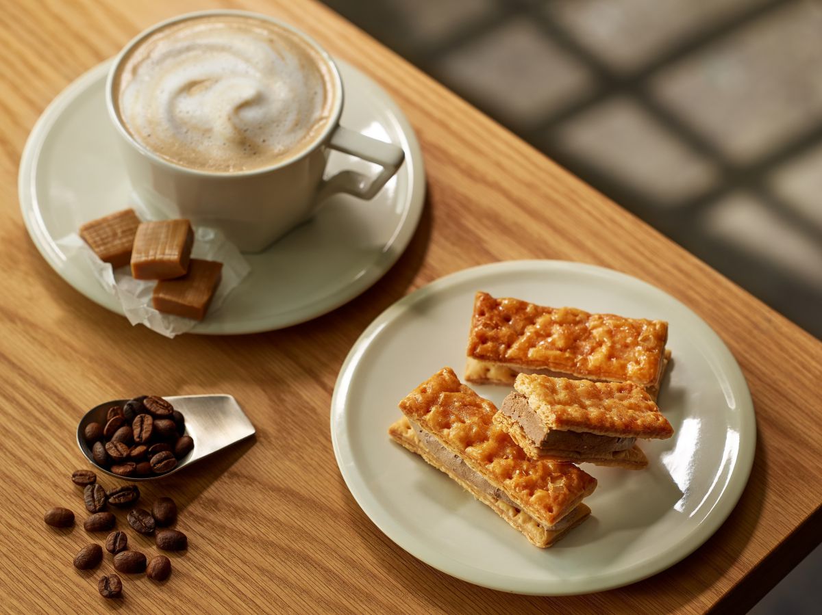 「ミルフィユ」4個入 1080円、8個入 2160円