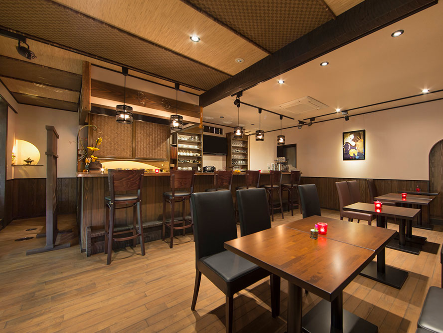 宮大工がプロデュースした和の空間です