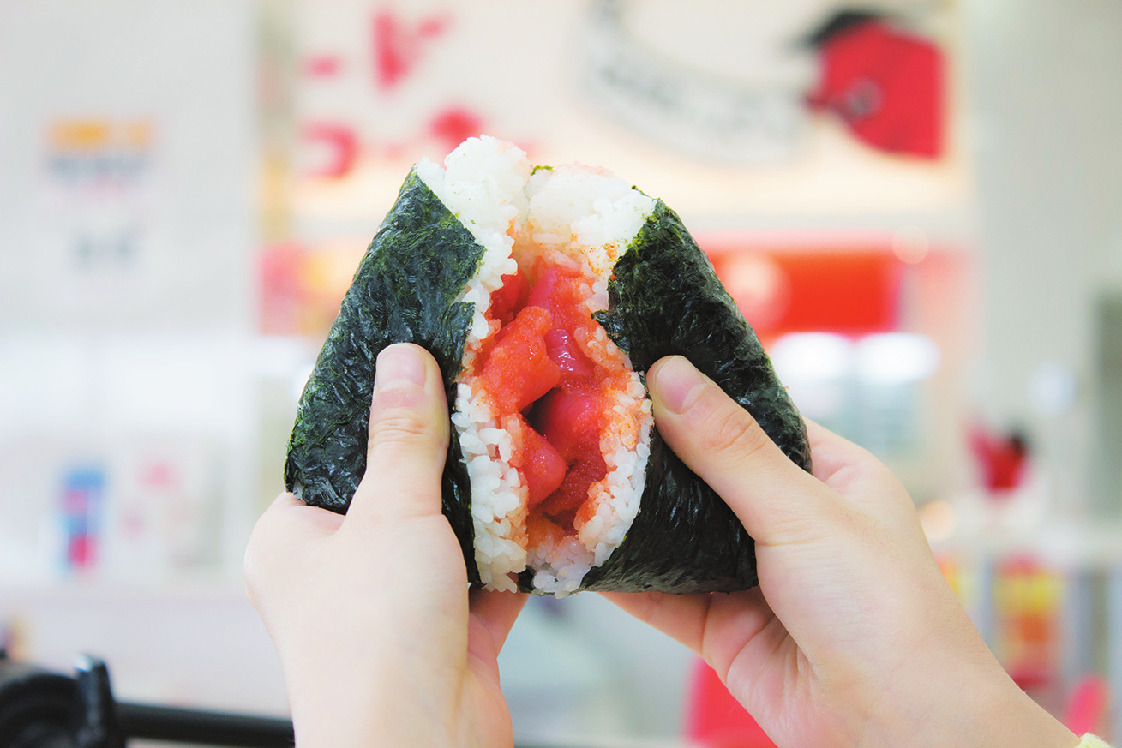 みんな大好き明太子おにぎり！見てるだけでよだれが出る～