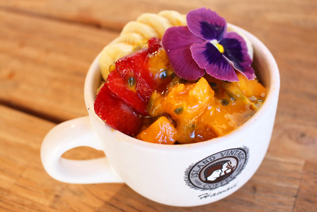 「リリコイ・モアナ・ボウル」$11.45/16oz、$14.50/24oz