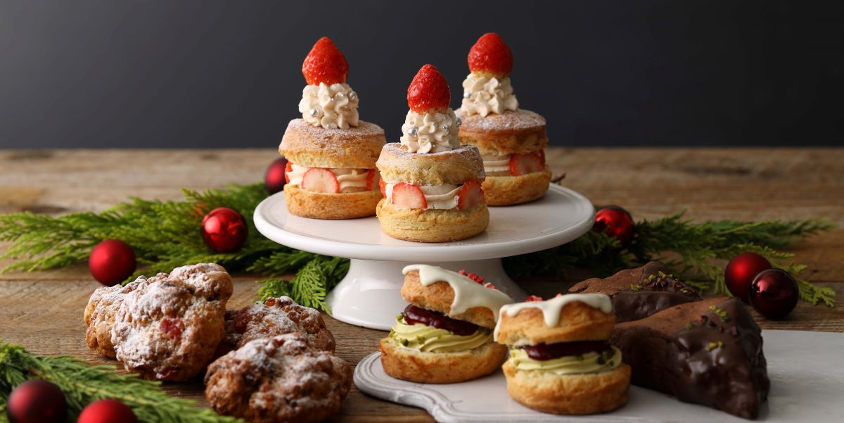 イチゴひと粒の“キャンドル”風スコーンサンドがクリスマス期間限定で登場！「BAKERS gonna BAKE」