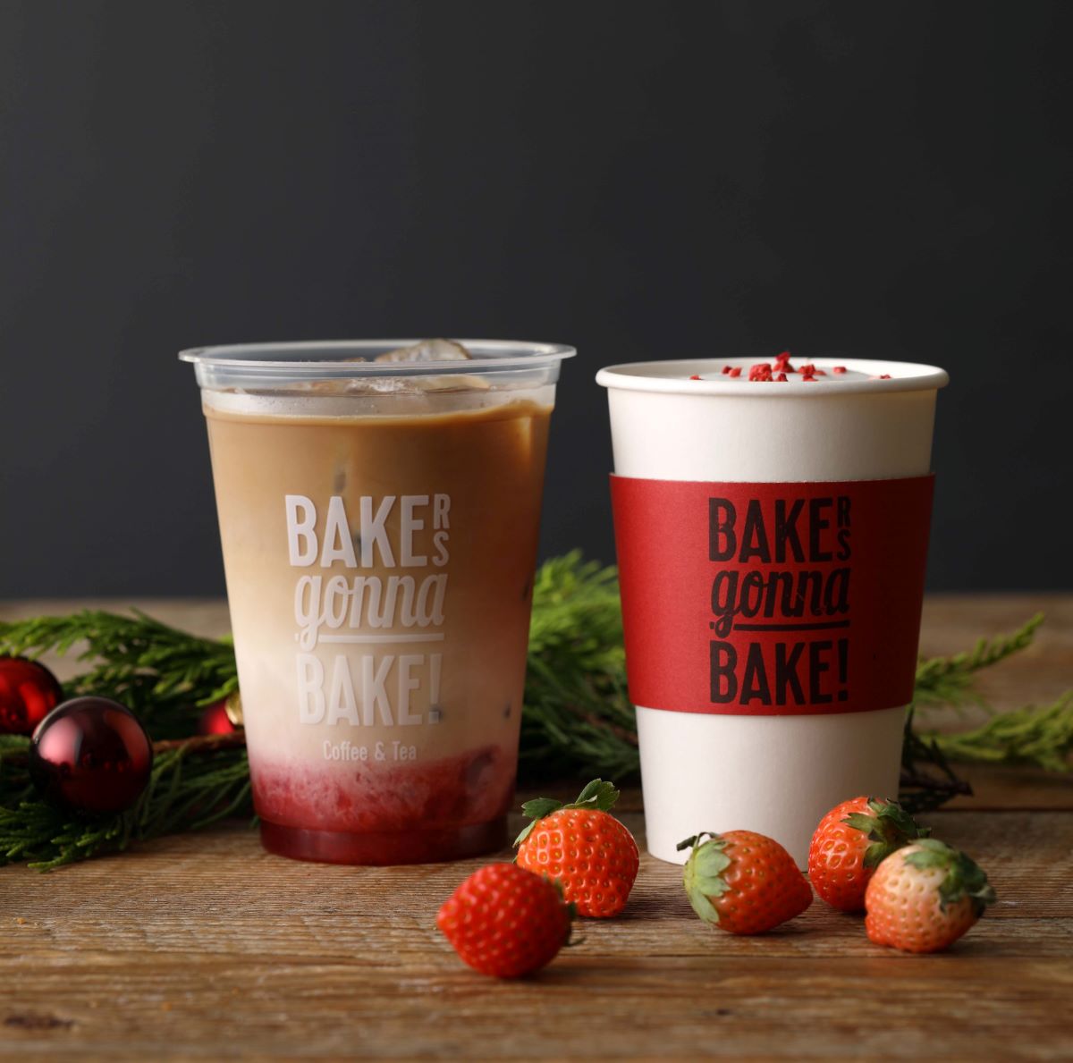 「ストロベリーバニララテ（Iced、Hot）」480円